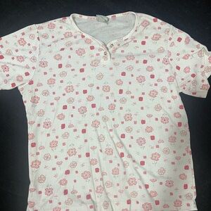 Classic Elements Pink and White Floral Top